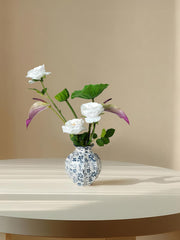 Amaranton™ Purity & Petals Bouquet