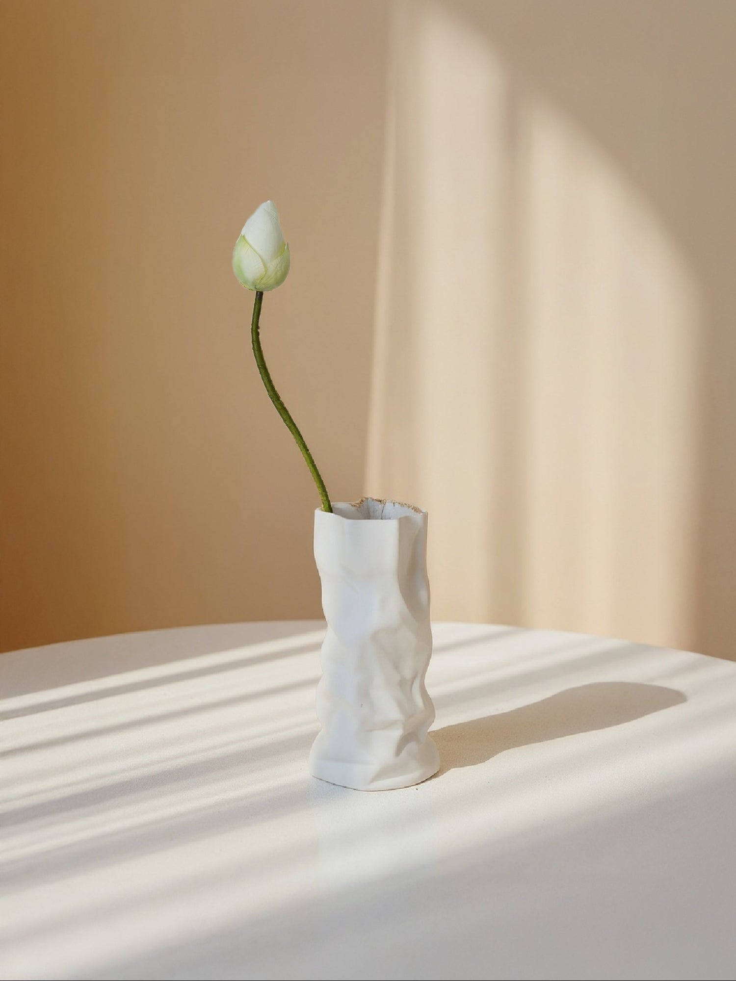 Amaranton™ 26" RealTouch™ Lotus Bud - White