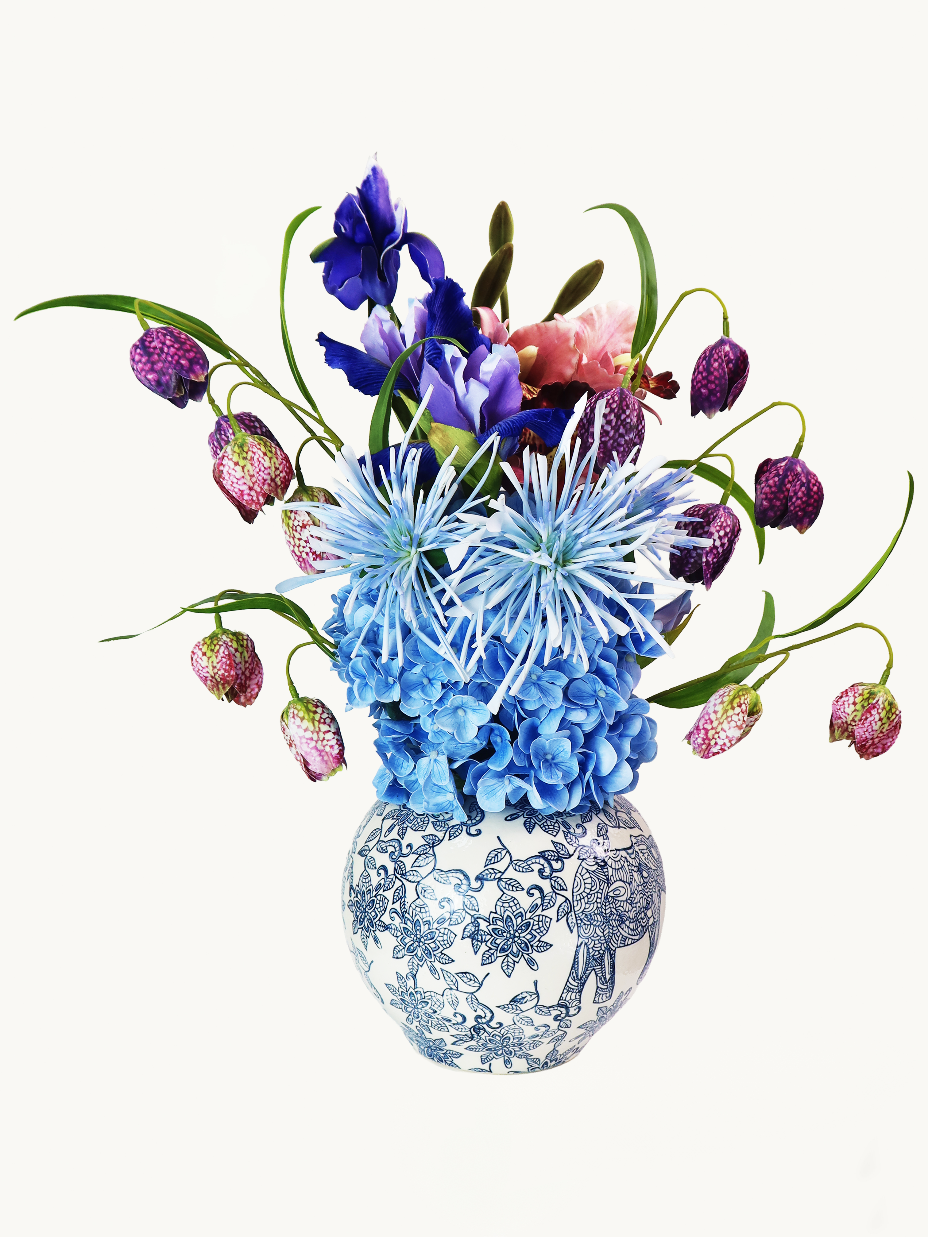 The "Everlasting Garden" Hydrangea & Spider Chrysanthemum DIY Arrangements
